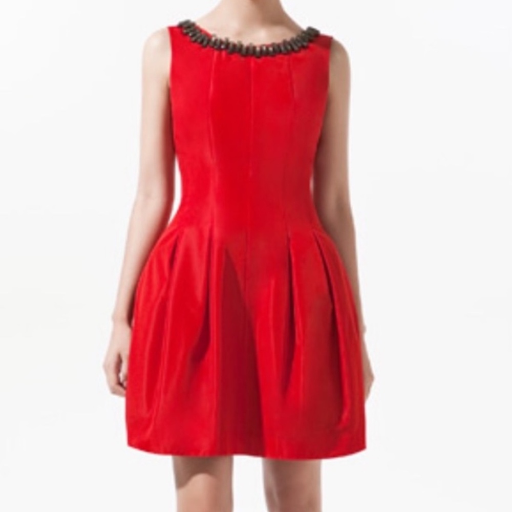 ZARA Jewel Neck Pleated Short Dress -Large